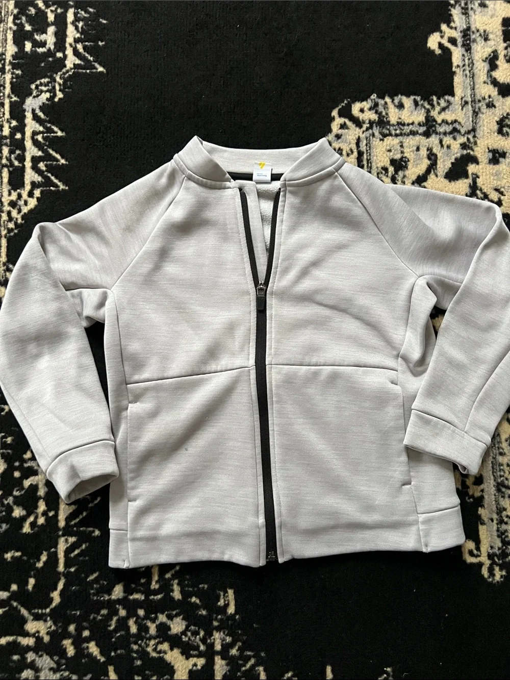 Boys 3 PC sweatshirt bundle Old Navy/Childrens Place size 5/6